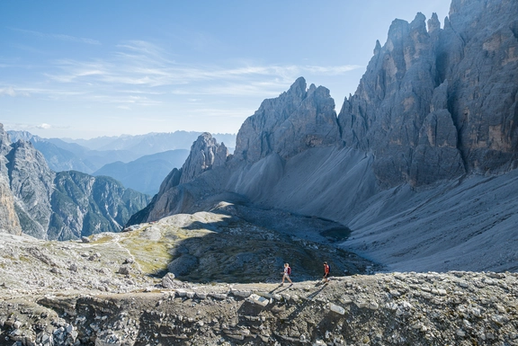Sexten zeigt mit „Slow Trekking“ den Wert von Zeit, Tradition und echter Naturerfahrung 