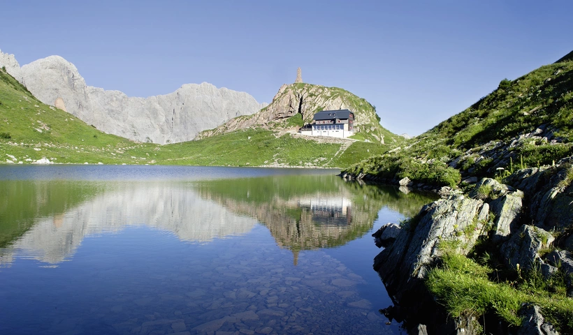 Beim Weitwandern in die Ferne schweifen